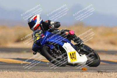 media/Mar-22-2025-CVMA (Sat) [[462c0ffedb]]/Race 13-Amateur Supersport Middleweight/